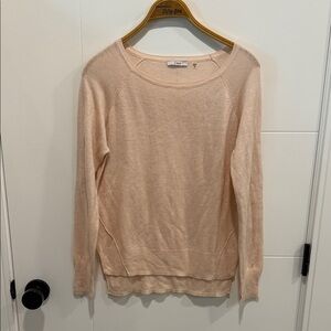 Dex Light Tan Crew Neck Sweater size medium